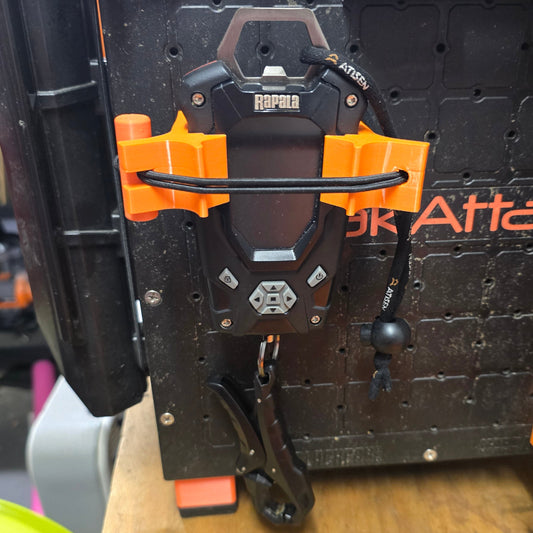 Mount with scale on blackpak