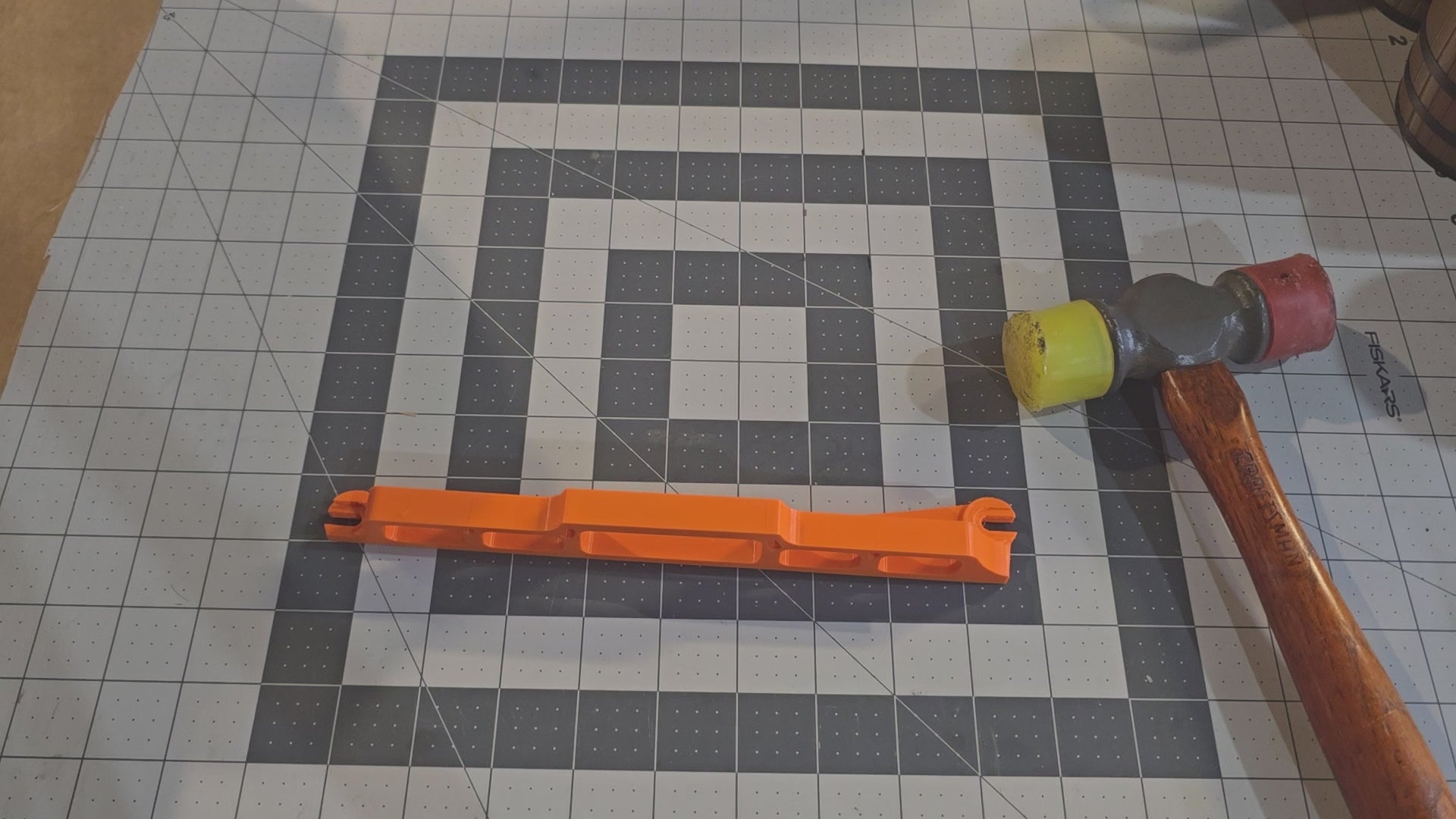 Video showing the toughness of the side pocket tool holder