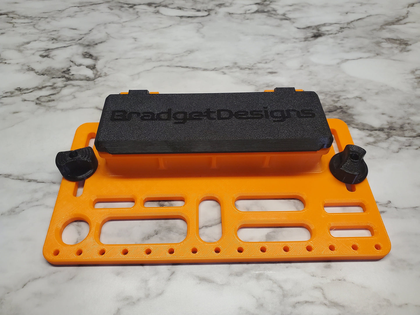 photo of the rail mount tool holder with lid closed