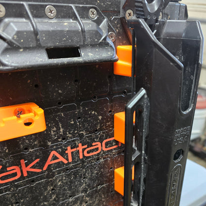 Photo of the spacers installed close to the carry handle