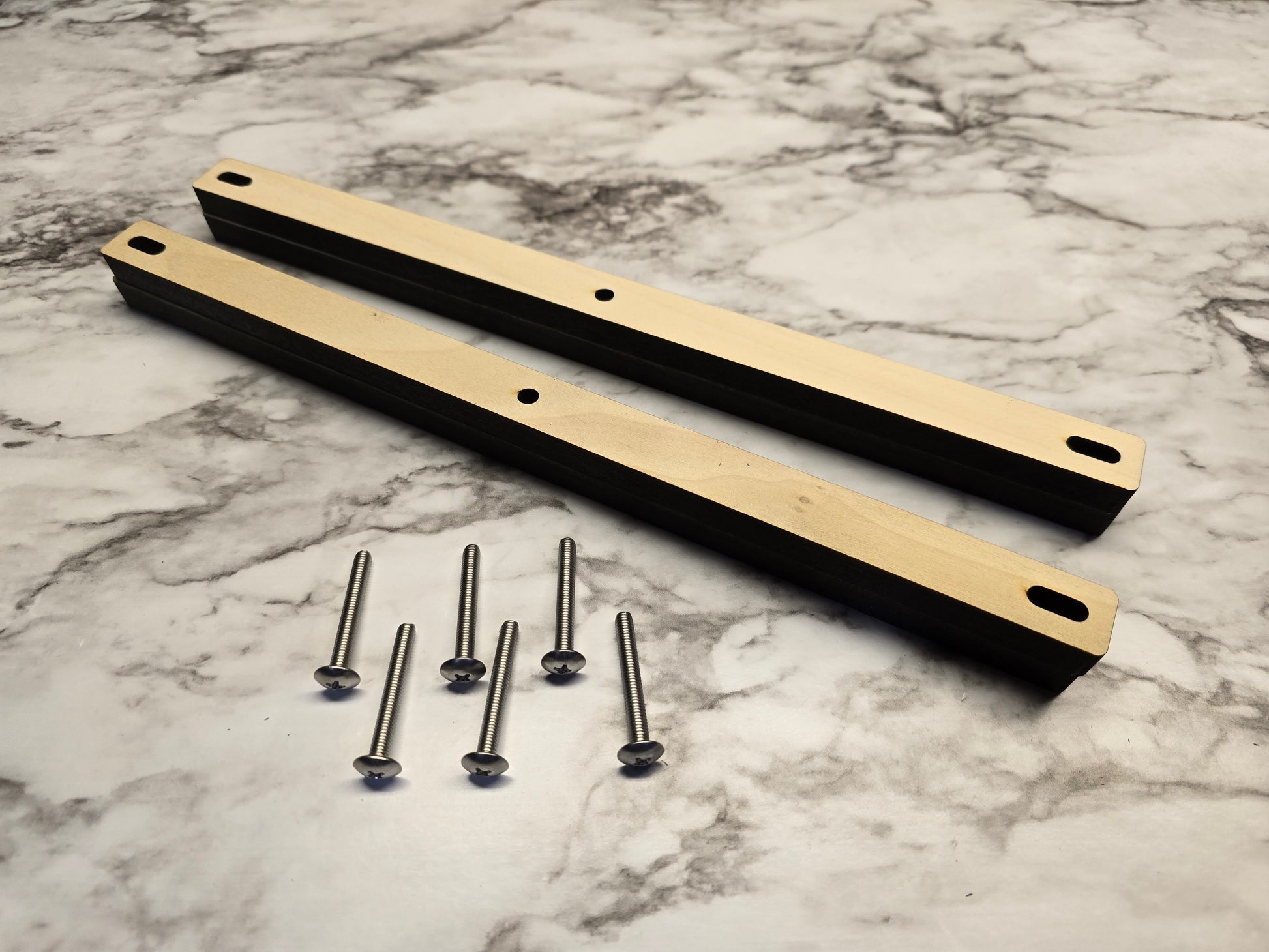 1 n risers and screws