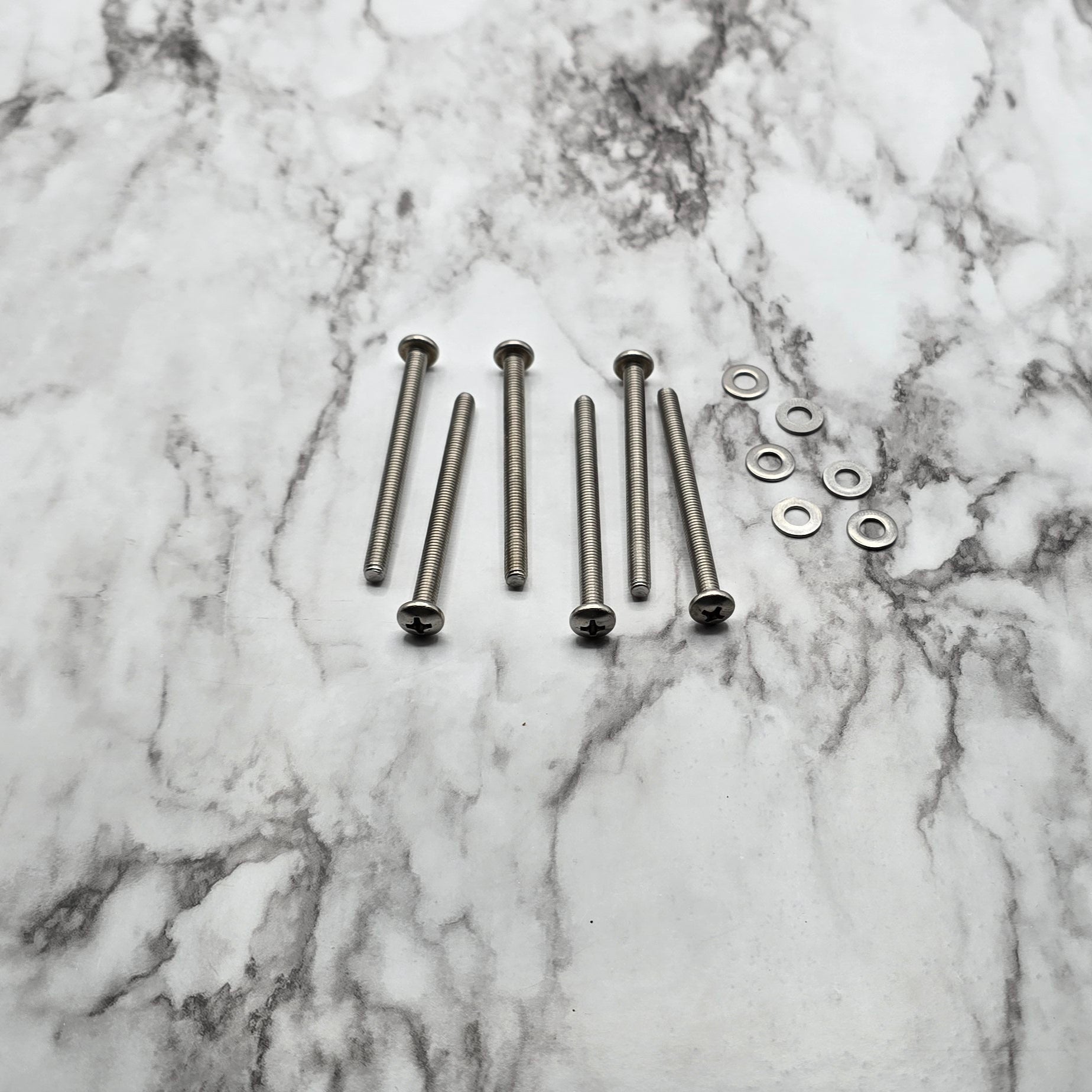 2 in screws set