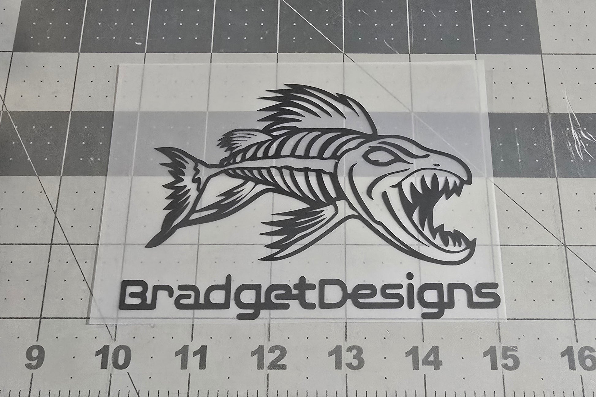 5" Decal in Black