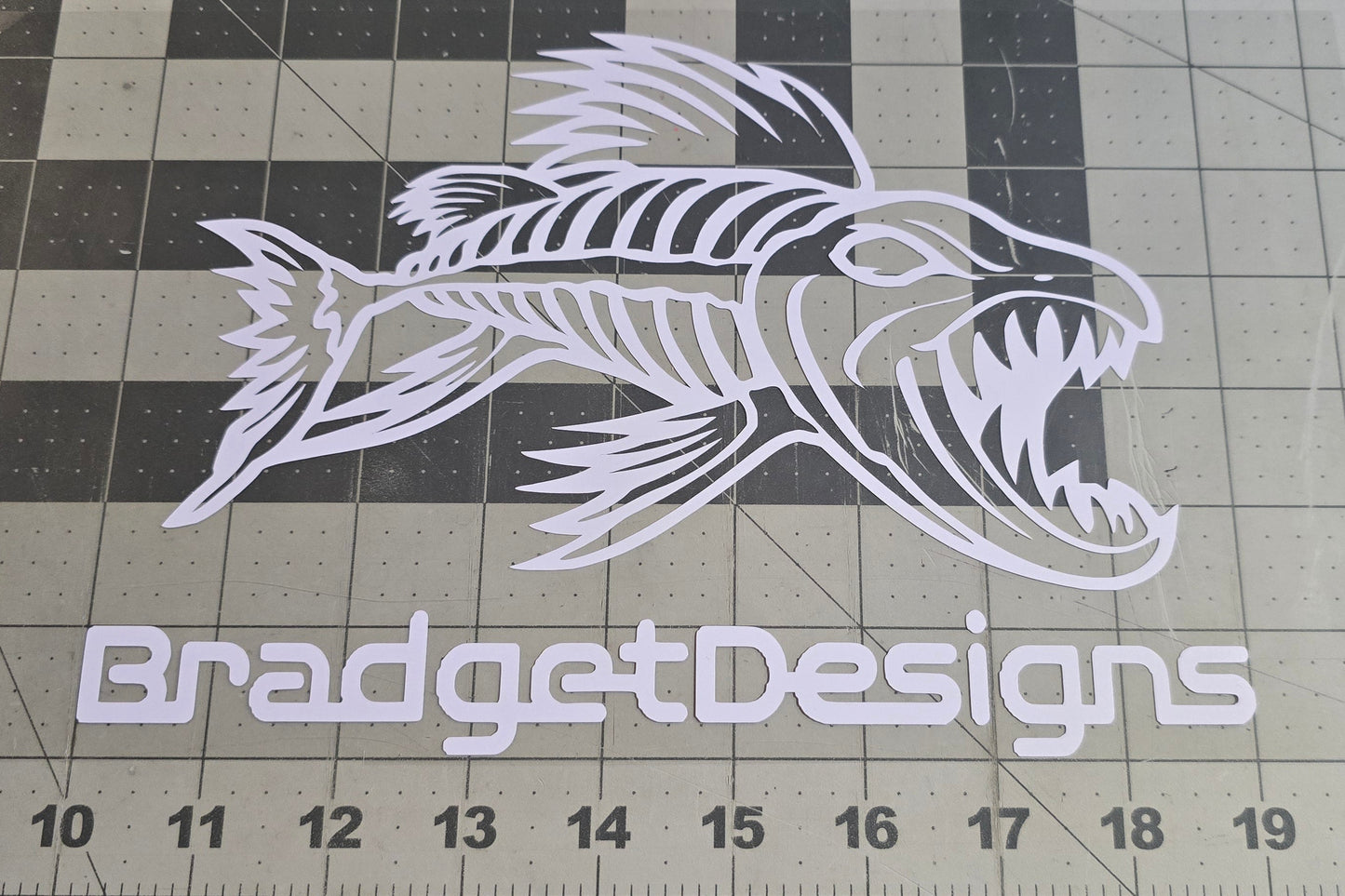 9" Decal in White