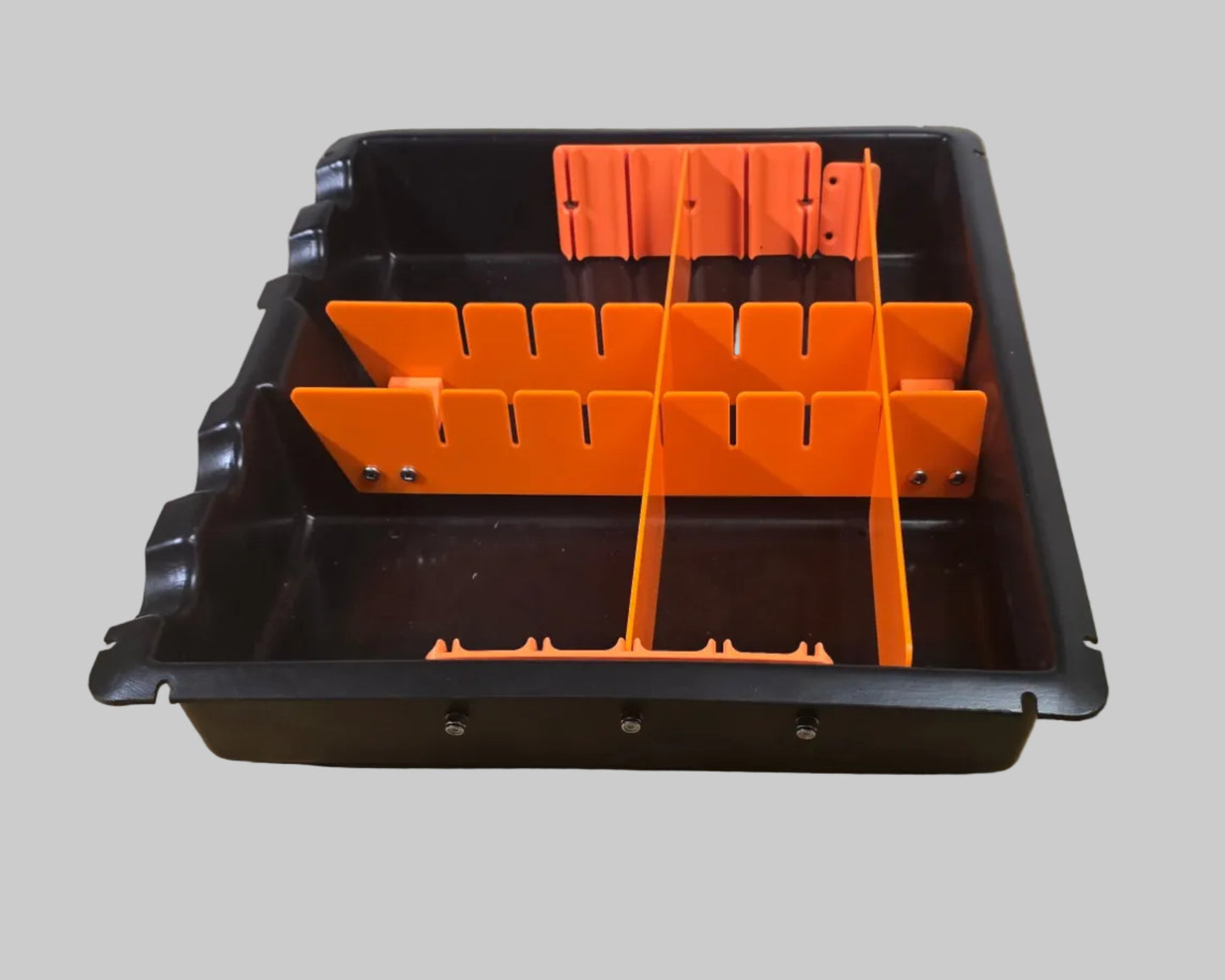 Side view with rear divider
