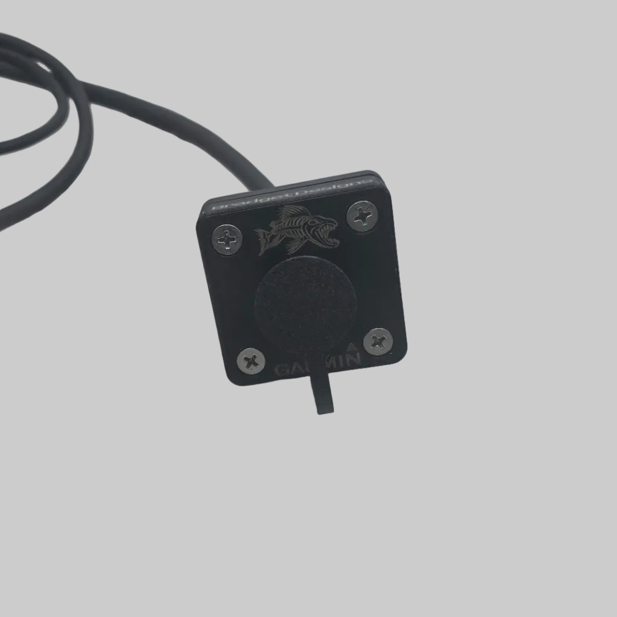 Square bulkhead with cable