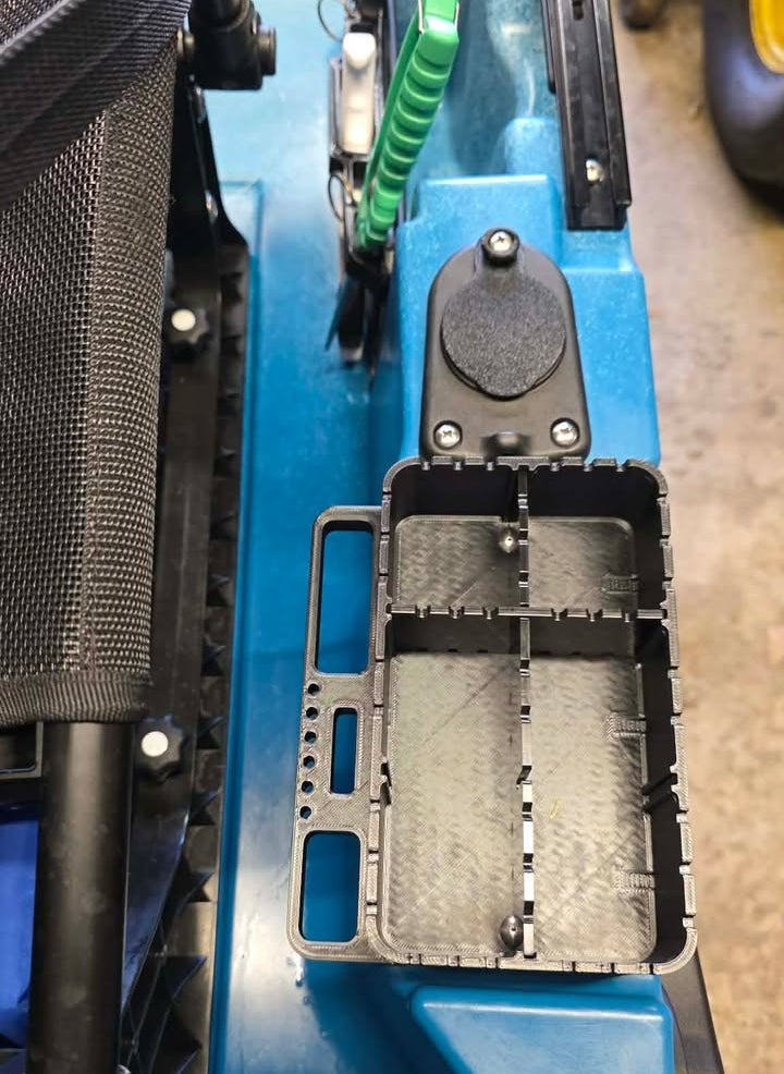 Photo showing clearance to seat