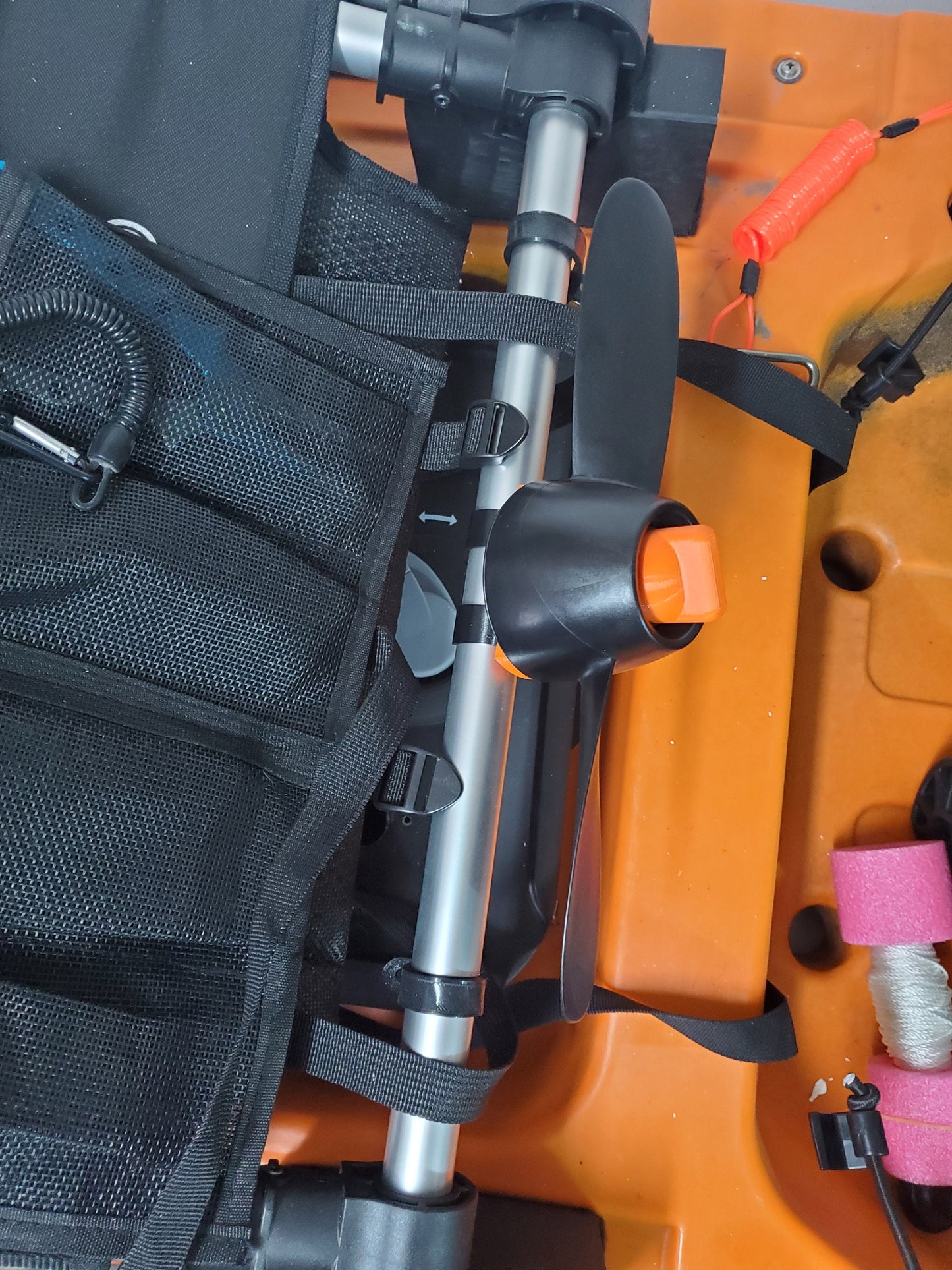 Photo of spare prop mounted to rear of seat