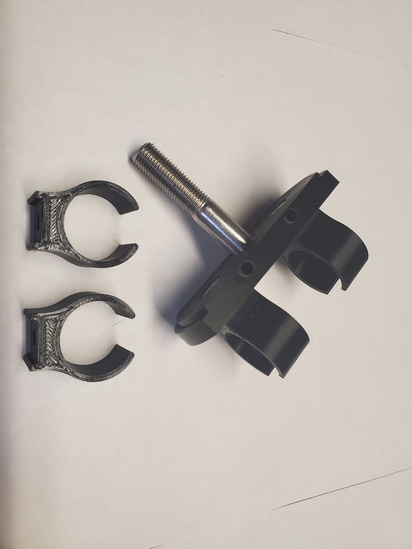 Photo of the clip on mount